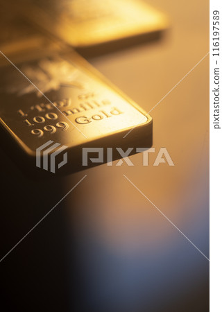 Gold bullion ingot bar 116197589