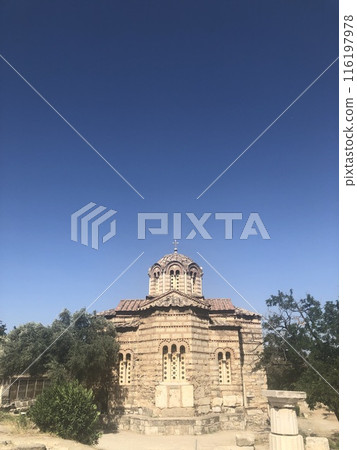 beautiful church 116197978
