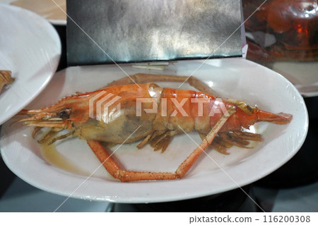 Giant prawn is for sale 116200308