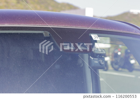 Automobile dual camera (advanced safety car, support car) 116200553