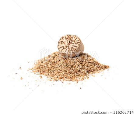 Nutmeg Isolated, Myristica Fragrans Fruit, Dry Spicy Nutmeg Powder, Grated Whole Muscat Nut, Nut Meg 116202714
