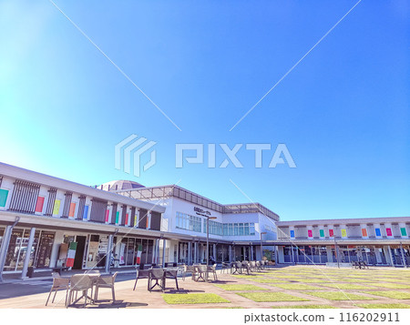 Blue Sky and Nagaoka Fireworks Museum (Nagaoka Fireworks Museum) 116202911
