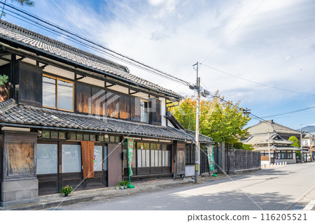 小諸城跡、大手門公園、小諸市大手一丁目街景,充滿詩意的高原城下町 小諸城跡、大手門公園、小諸市大手一丁目街景,充滿詩意的高原城下町 116205521