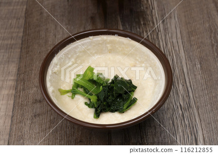 Shiraae: Put ingredients in a mortar and pestle, mix with tofu 116212855