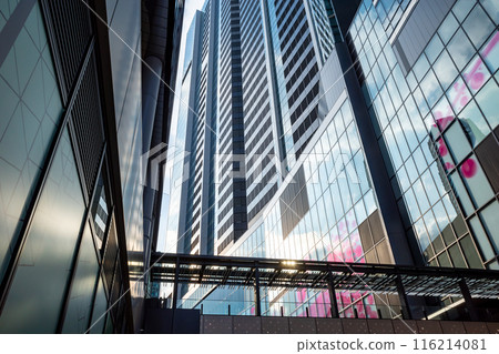 東京城市景觀澀谷站櫻丘出口周圍的建築谷 2024.06 b-1 116214081