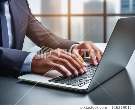 手操作筆記本電腦 手操作筆記本電腦 116219015