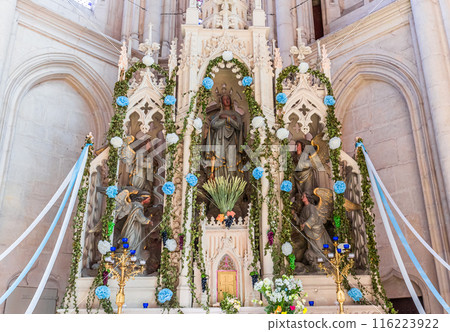 Saint-nicolas-de-port basilica, France, interiors Saint-nicolas-de-port basilica, France, interiors 116223922