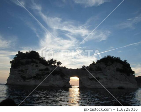 圓月島的夕陽 116228016