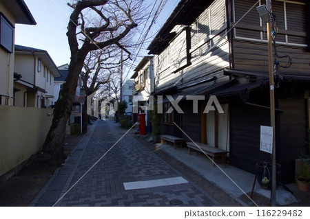 鎌倉市二階堂 源賴朝之墓 鎌倉市二階堂 源賴朝之墓 116229482