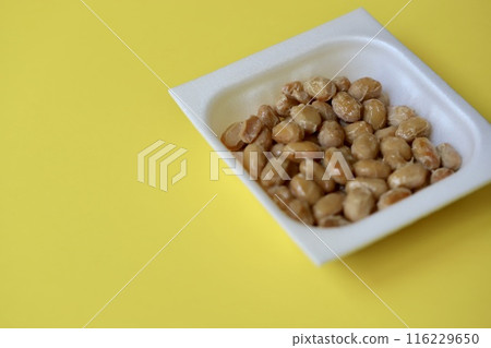 Large-grain natto from Hokkaido in a package - fermented food 116229650