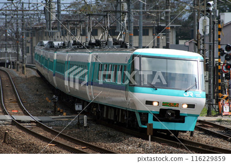 JR Kyoto Line Limited Express Super Kuroshio (381 series panoramic train: Kyoto ⇔ Shingu) JR Kyoto Line Limited Express Super Kuroshio (381 series panoramic train: Kyoto ⇔ Shingu) 116229859