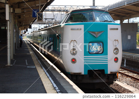 紀成本線特急黑潮（381系列車：京都⇔新宮） 116229864