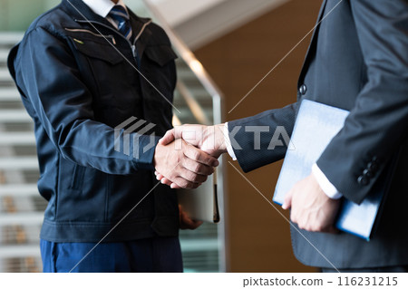 Businessman shaking hands Businessman shaking hands 116231215