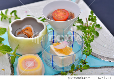 Colorful Japanese appetizers: A dish to enjoy the season Colorful Japanese appetizers: A dish to enjoy the season 116231725