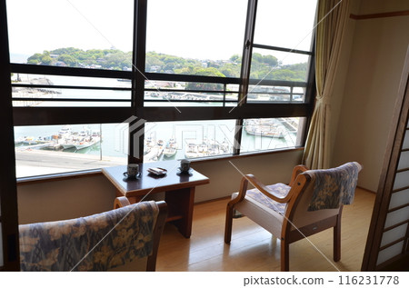 從傳統日式房間看到的海景 從傳統日式房間看到的海景 116231778