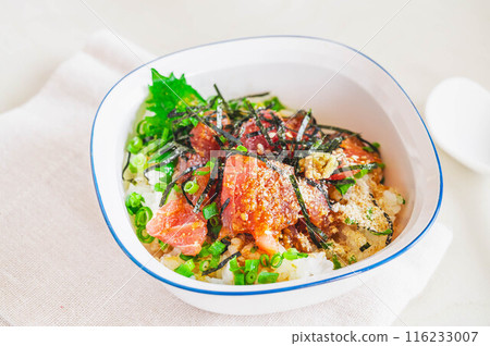 Tuna bowl 116233007