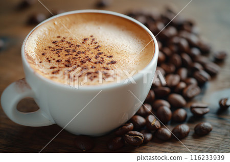 新鮮的咖啡豆和美味的卡布奇諾 116233939