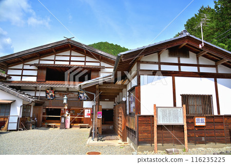 Gifu Prefecture: Nakatsugawa City Kashimo Meijiza Theater 116235225