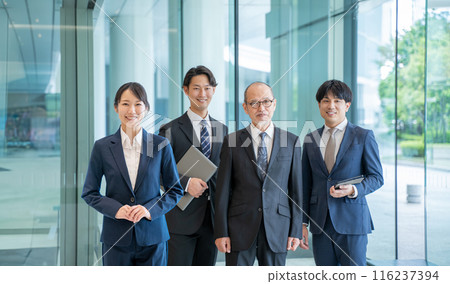President and male and female businessmen President and male and female businessmen 116237394