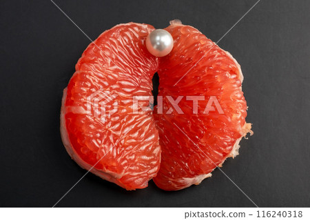 Female genital organs, vulva, vagina, delicate pink sculpture, artistic depiction of feminine forms	 116240318