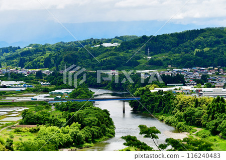 Yamagata Prefecture, downstream of the Great Bend of the Mogami River, seen from Aterazawa Tateyama Historical Park 116240483