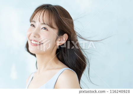 Young woman beauty image 116240928