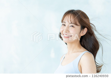 Young woman beauty image 116240930