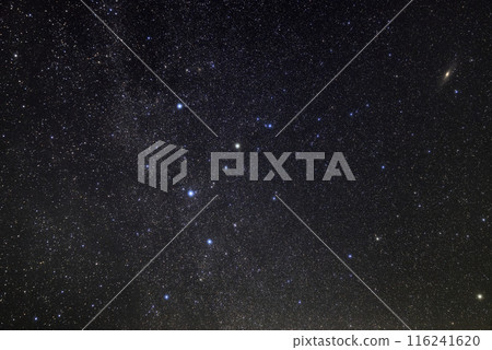 秋天的星空仙后座星座和仙女座星系 秋天的星空仙后座星座和仙女座星系 116241620