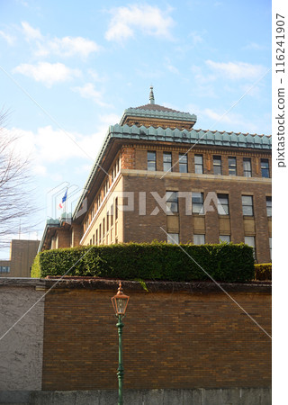 Kanagawa Prefectural Office and Gas Lamp-1 116241907
