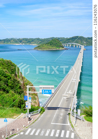 夏日天空下角島大橋的景色 夏日天空下角島大橋的景色 116243076