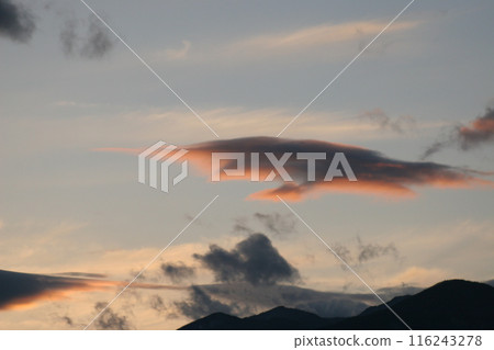晚上的雲 晚上的雲 116243278