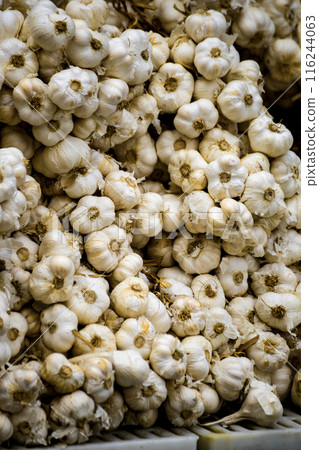 The natural texture of garlic The natural texture of garlic 116244063