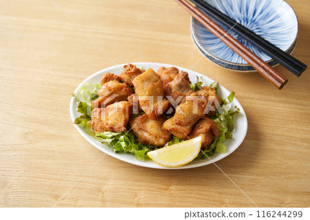  Deep-fried chicken 116244299