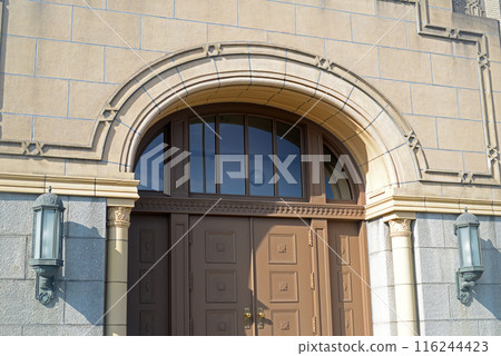 The main entrance door of the Yokohama Customs House 116244423