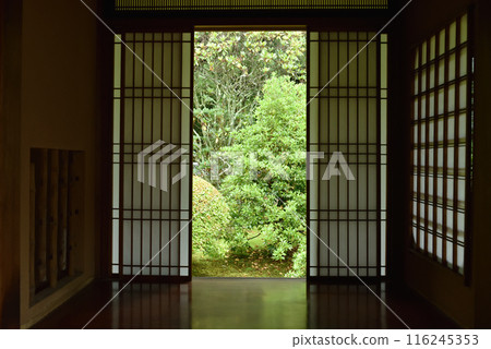 Unryu-in Temple, Enlightenment Room, Window of Confusion Unryu-in Temple, Enlightenment Room, Window of Confusion 116245353