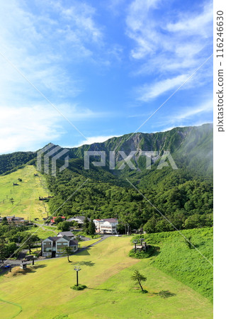 Mt. Daisen and its north face in early summer in Tottori Prefecture Mt. Daisen and its north face in early summer in Tottori Prefecture 116246630
