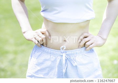 Slender woman's waist [part cut] 116247667