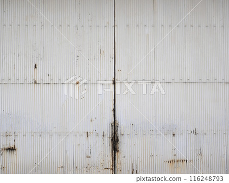 生鏽的瓦楞紙板 116248793
