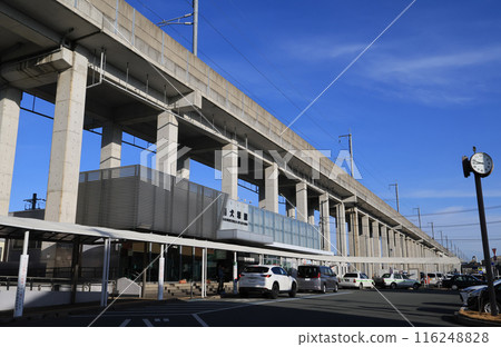 鹿兒島本線灰塚車站車站大樓及九州新幹線高架 鹿兒島本線灰塚車站車站大樓及九州新幹線高架 116248828