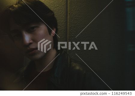 夜晚 夜晚時光 男人 116249543