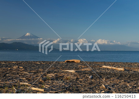 Miho Masaki black beach with mt. Fuji view, Shimizu, Shizuoka Miho Masaki black beach with mt. Fuji view, Shimizu, Shizuoka 116250413