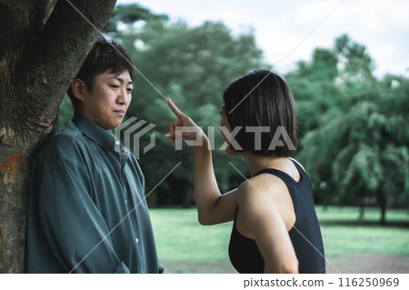 情侶打架 情侶打架 116250969