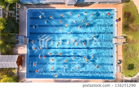 CG material: Image of an aerial shot of a summer swimming pool 116251290