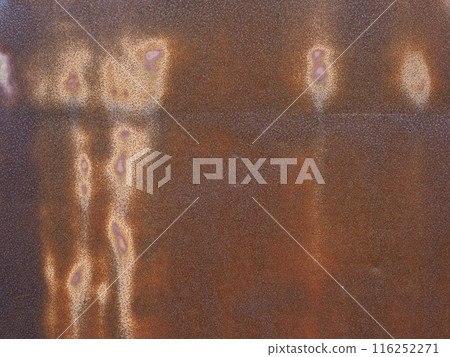 生鏽的波紋鐵板 116252271