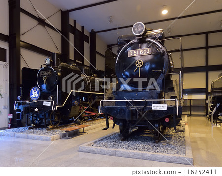 Saga Arashiyama 19th Century Hall Steam Locomotives "D51" & "C56 (Hato)" 116252411