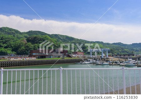 The view from the roadside station coastline, illuminated by a clear blue sky (Shimoamida-cho, Uto City) "Uto Marina Okoshikikan" 116253830