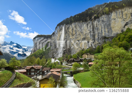 Staubbach Falls in Lauterbrunnen 116255888