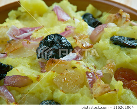 Belarusian casserole of potatoes 116261004