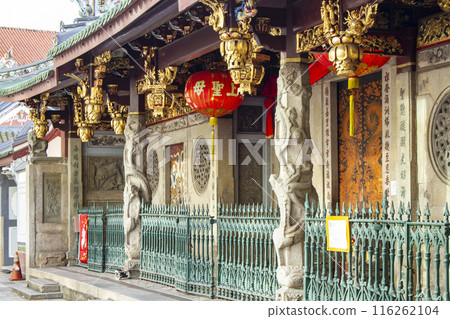 View Of Thian Hock Keng Temple In Chinatown, Singapore. 116262104