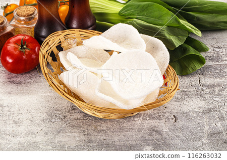 Viietnamese crab chips for snack Viietnamese crab chips for snack 116263032